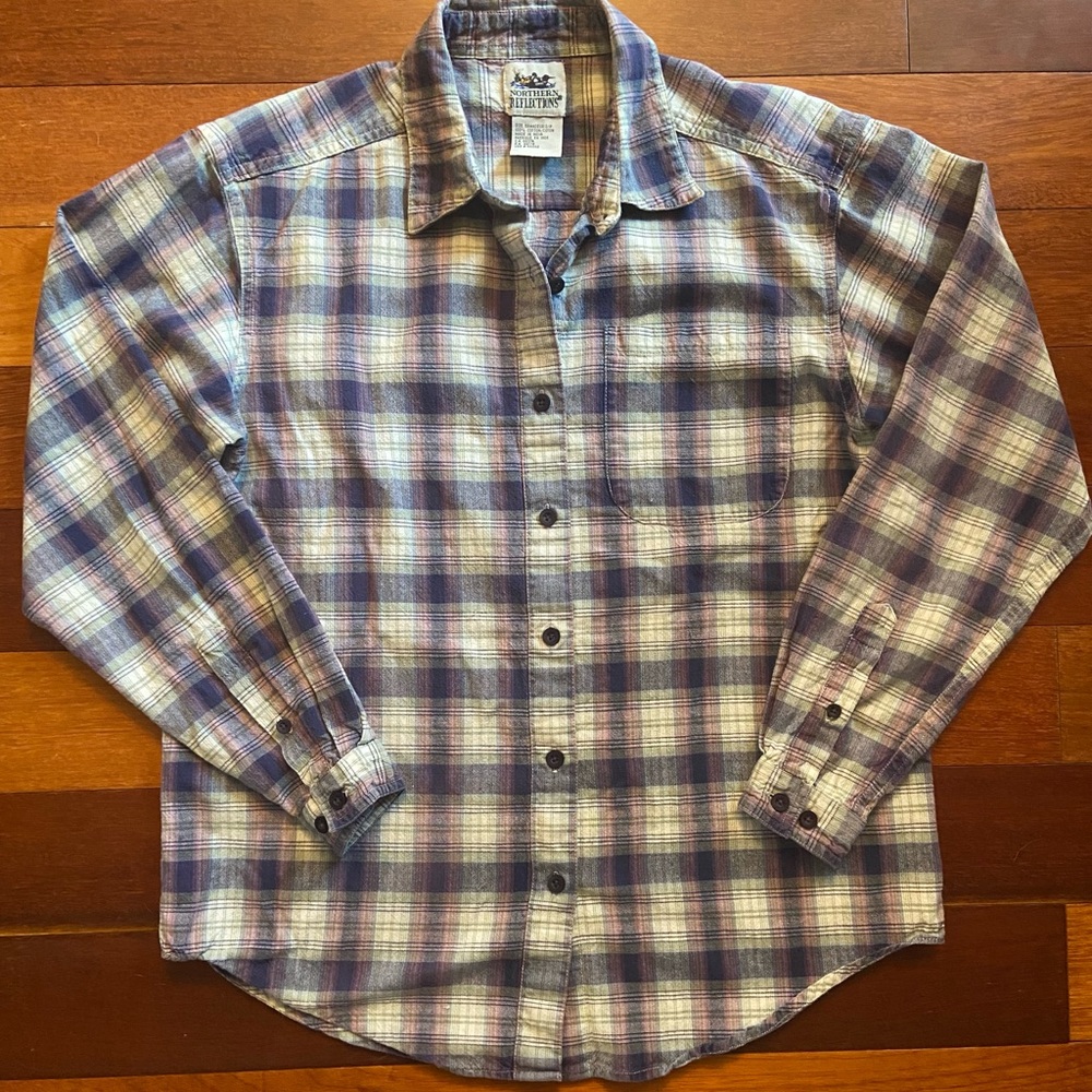 Northern Reflection Purple & Pink plaid long sleeve button up shirt